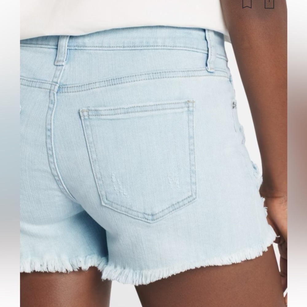 Willa Mid rise distressed Fray Hem Denim Short in Light Blue wash - Picture 5 of 10